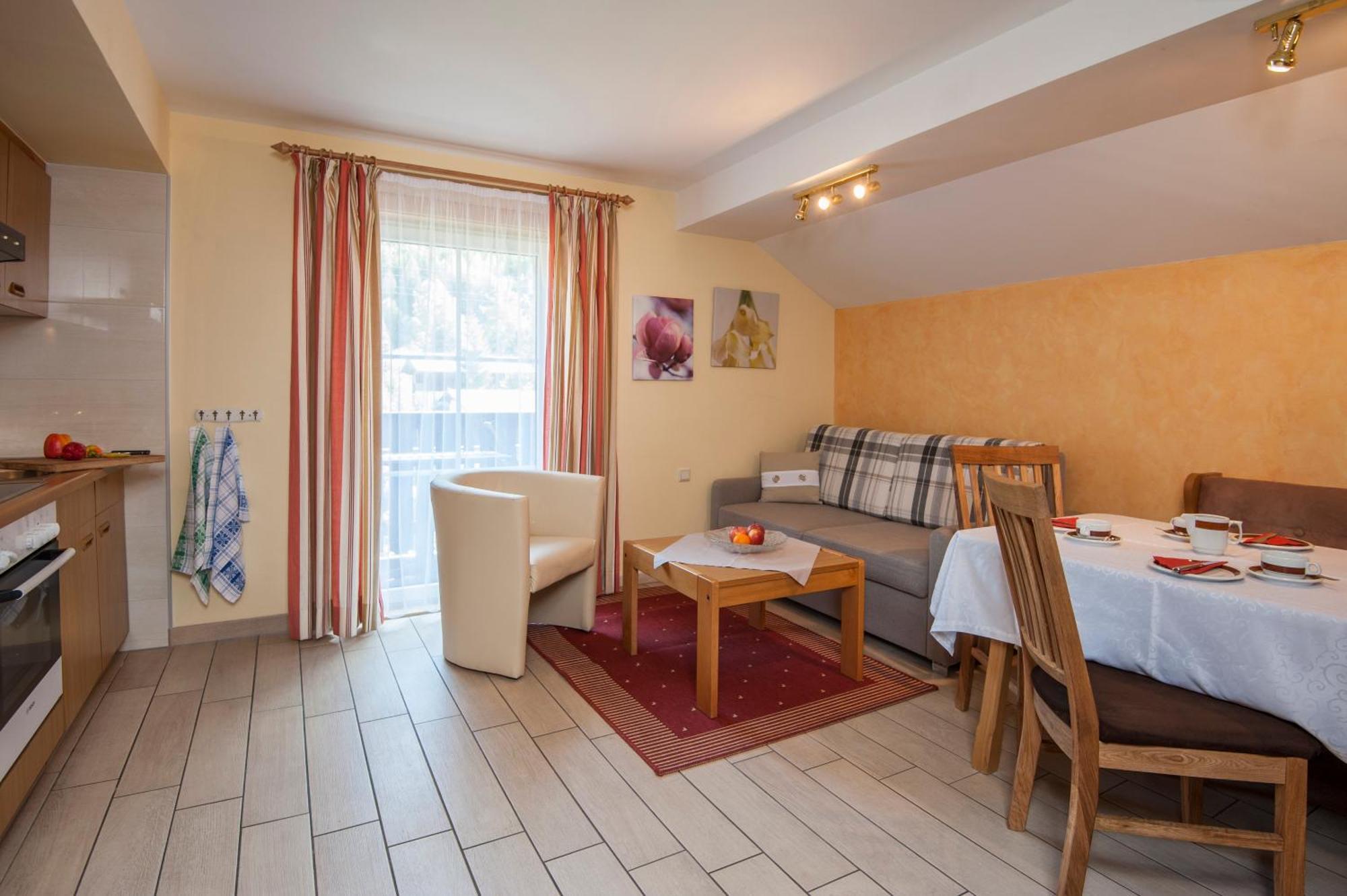 Ferienhaus Antonia Dorfgastein Bilik gambar
