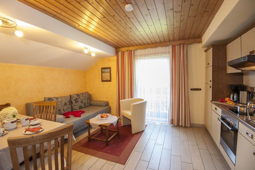 Ferienhaus Antonia Dorfgastein Bilik gambar